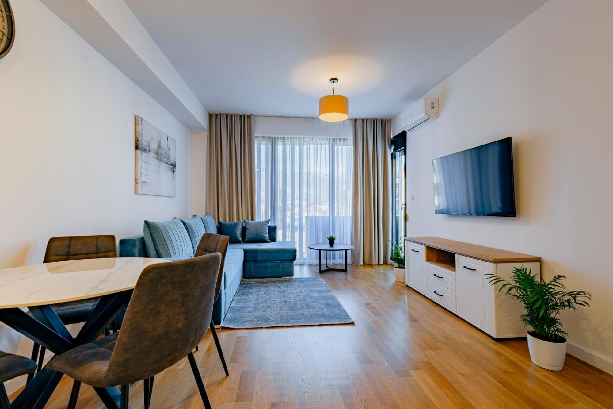 Modern One-bedroom - 5 Min To Porto Montenegro Appartement
