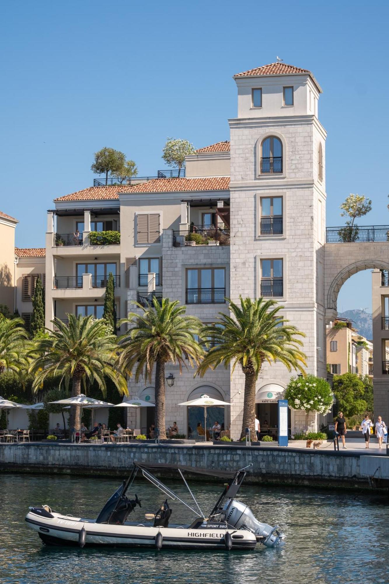 Appartement Modern One-bedroom - 5 Min To Porto Montenegro